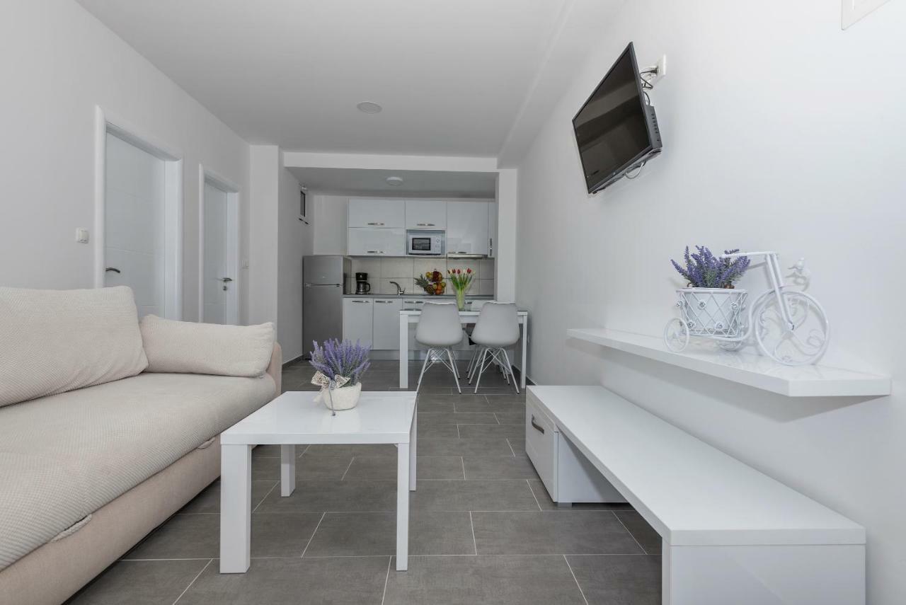 Vila Branka Makarska Buitenkant foto